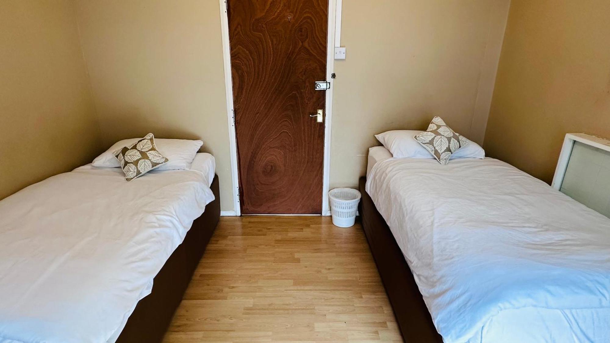 Bed & Breakfast Twin In *